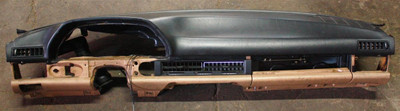 Genuine Mercedes-Benz Dashboard Complete Assembly W126 81-91 Genuine Mercedes-Benz Dashboard Complete Assembly W126 81-91