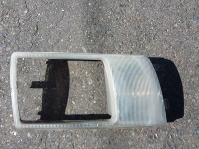 Genuine Mercedes-Benz Headlight Bezel Door w/ Fog Light Lens, Right W126 Sedan 86-91 US Genuine Mercedes-Benz Headlight Bezel Door w/ Fog Light Lens, Right W126 Sedan 86-91 US