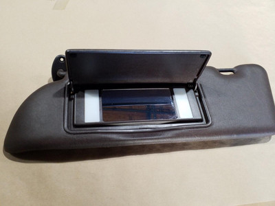 Genuine Mercedes-Benz Sun Visor Left Illuminated Brazil NOS New W126