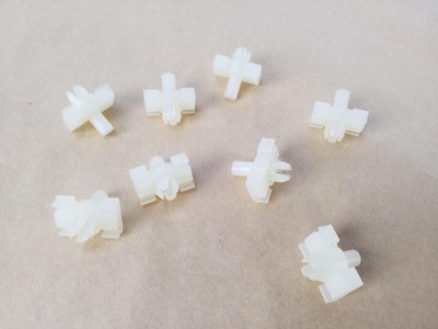 Genuine Mercedes-Benz Lower Moulding Clip Fasteners, Set of 8, New OE W123