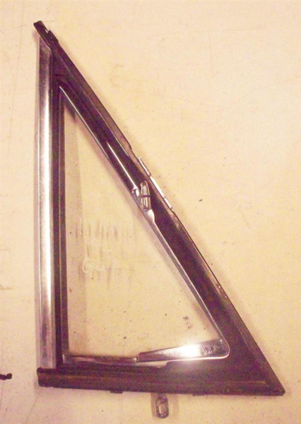 Genuine Mercedes-Benz Door Quarter Glass Front Right W114 W115 Sedan 65-73