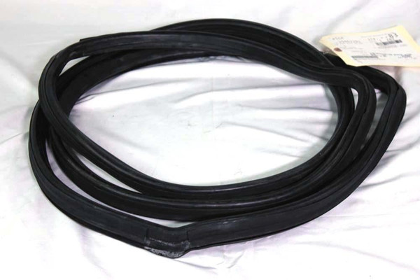 Genuine Mercedes-Benz Front Windshield Glass Seal New OEM W114 Coupe