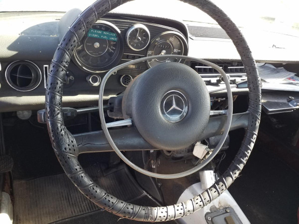 Mercedes Steering Wheel W108 W109 W110 W111 W113 SL W114 W115