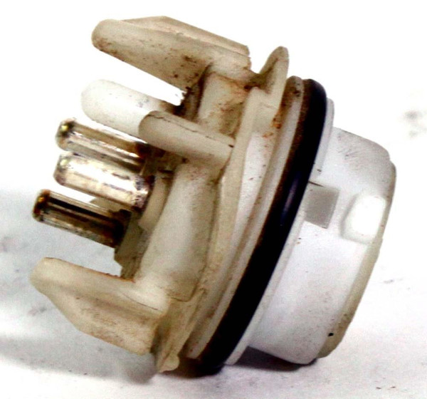 Genuine Mercedes-Benz Front Turn Signal Bulb Socket W123 W126 W201 US