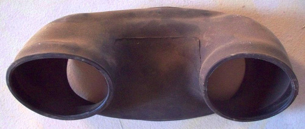 Genuine Mercedes-Benz Rubber Shroud for Center Air Vents in Dashboard W123