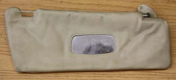 Genuine Mercedes-Benz Sun Visor Right Vinyl W123 Sedan Wagon 77-79