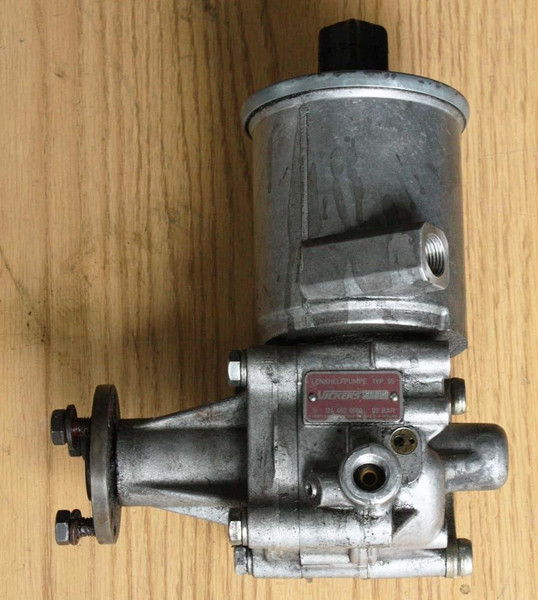 Genuine Mercedes-Benz Power Steering Pump OM602 OM603 Diesel and M102 Gas W124