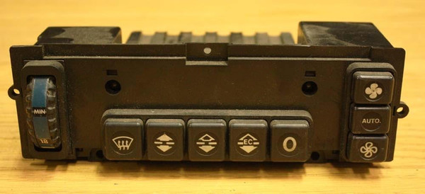 Genuine Mercedes-Benz Climate Control Push Button Unit W126 85-87