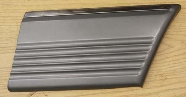 Genuine Mercedes-Benz Lower Chrome Moulding Front Right Fender Trim W126