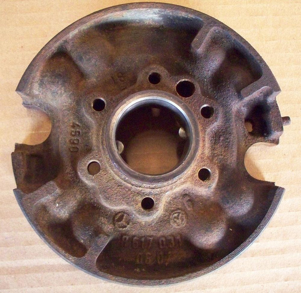 Genuine Mercedes-Benz Crankshaft Harmonic Balancer OM617 NA Diesel W115 W123 Genuine Mercedes-Benz Crankshaft Harmonic Balancer OM617 NA Diesel W115 W123