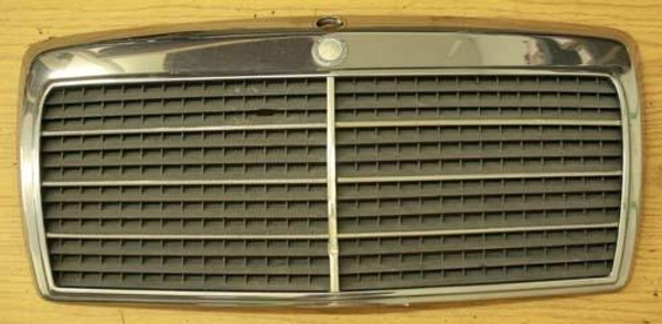 Genuine Mercedes-Benz Front Grille Assembly W124 Gen1 86-93