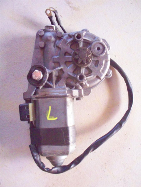 Genuine Mercedes-Benz Window Motor Left 8 Tooth Flush Gear