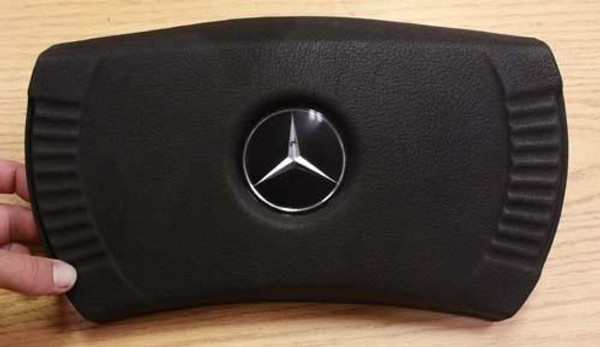 Genuine Mercedes-Benz Horn Pad from Steering Wheel C107 R107 W116 W123