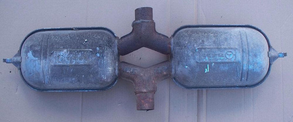 Genuine Mercedes-Benz Center Mufflers Dual Exhaust for W126 300SD Turbo-Diesel