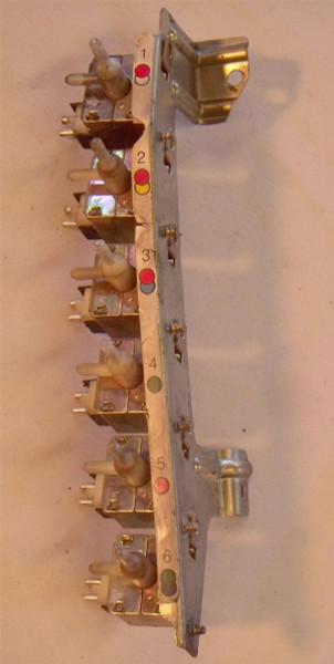 Genuine Mercedes-Benz Gang of Six Vacuum Control Ports for Climate Control W126 81-91