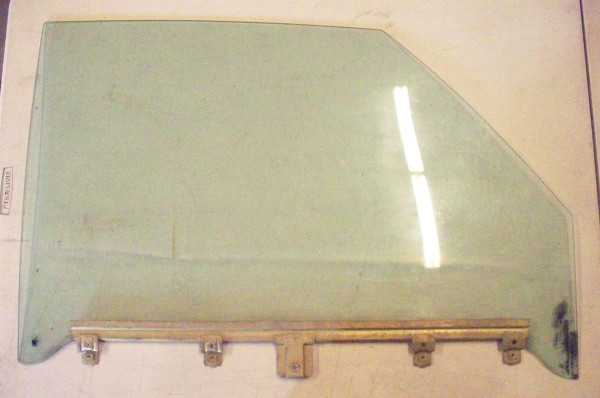 Genuine Mercedes-Benz Door Window Glass Right R107 SL Genuine Mercedes-Benz Door Window Glass Right R107 SL