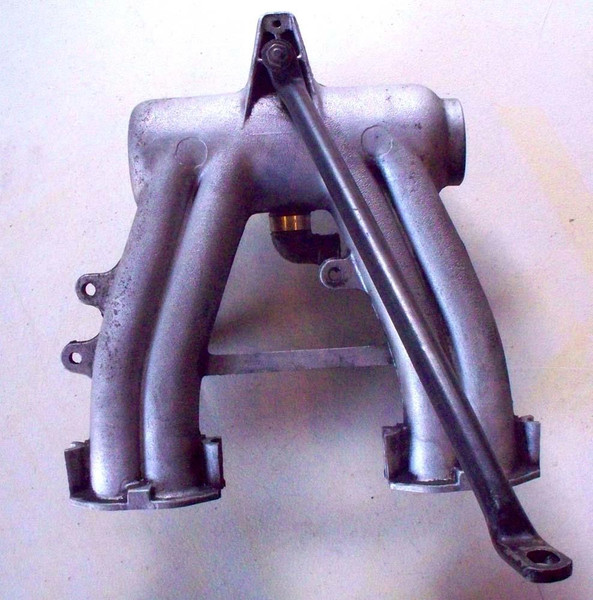 Genuine Mercedes-Benz Intake Manifold no EGR OM616 .912 Diesel W123 W460