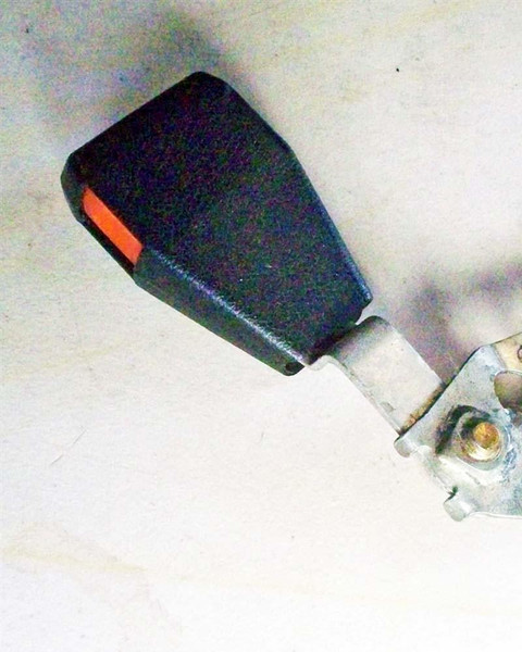 Genuine Mercedes-Benz Front Seat Belt Receiver w/ Side Button for Notched Buckle, Left W116 W123 73-79 US