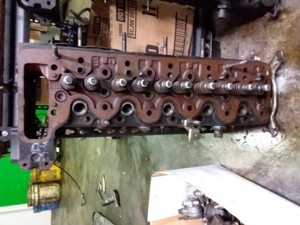 Genuine Mercedes-Benz Cylinder Head OM617 Turbo Diesel W123 Wagon