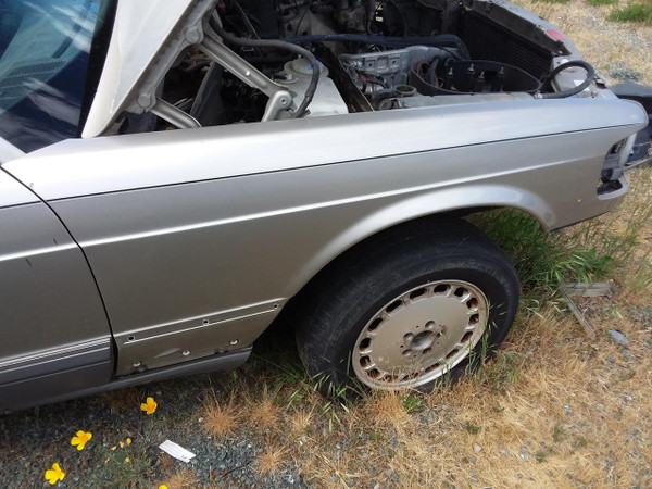 Genuine Mercedes-Benz Fender Front Right W126 Gen2 86-91