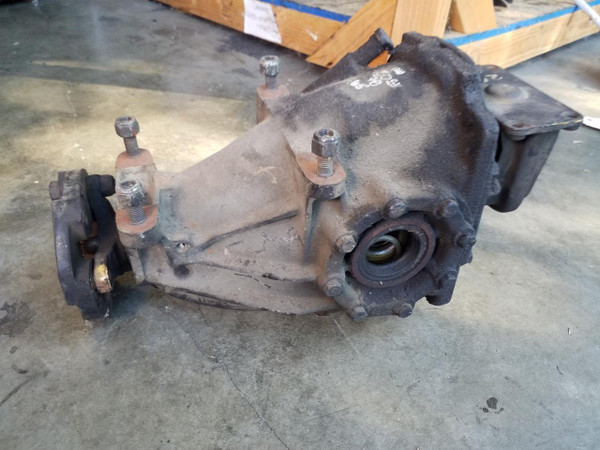 Genuine Mercedes-Benz Differential 2.65 Gearing Rear-End M117 Engine R107 C107 W116