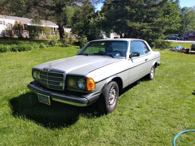 For Sale: 1984 Mercedes W123 300CD Turbo-Diesel Coupe: Restored