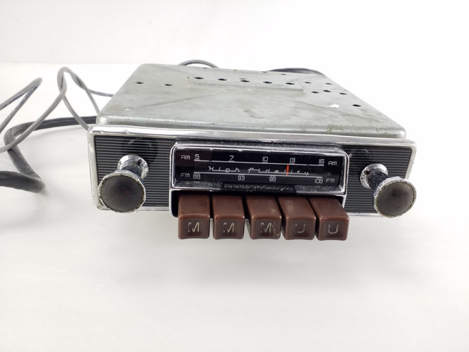 Product Feature: Becker Stereos, Europa and Mexico