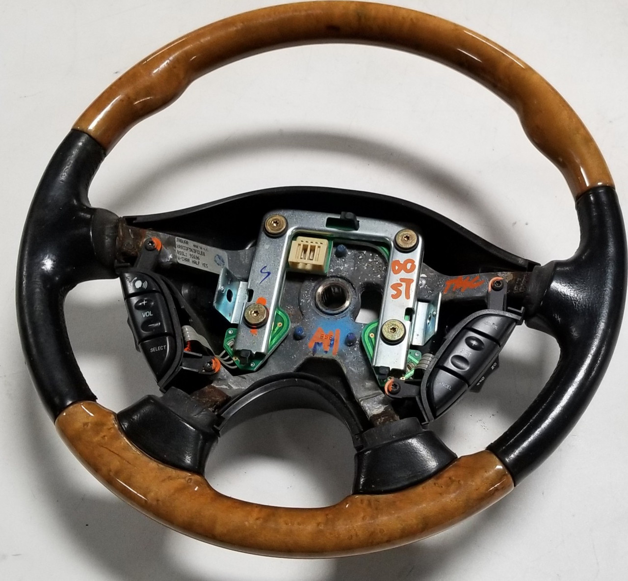 新政　 X-type JAGUAR XF X260 FRONT LEFT LOWER WISHBONE CONTROL ARM