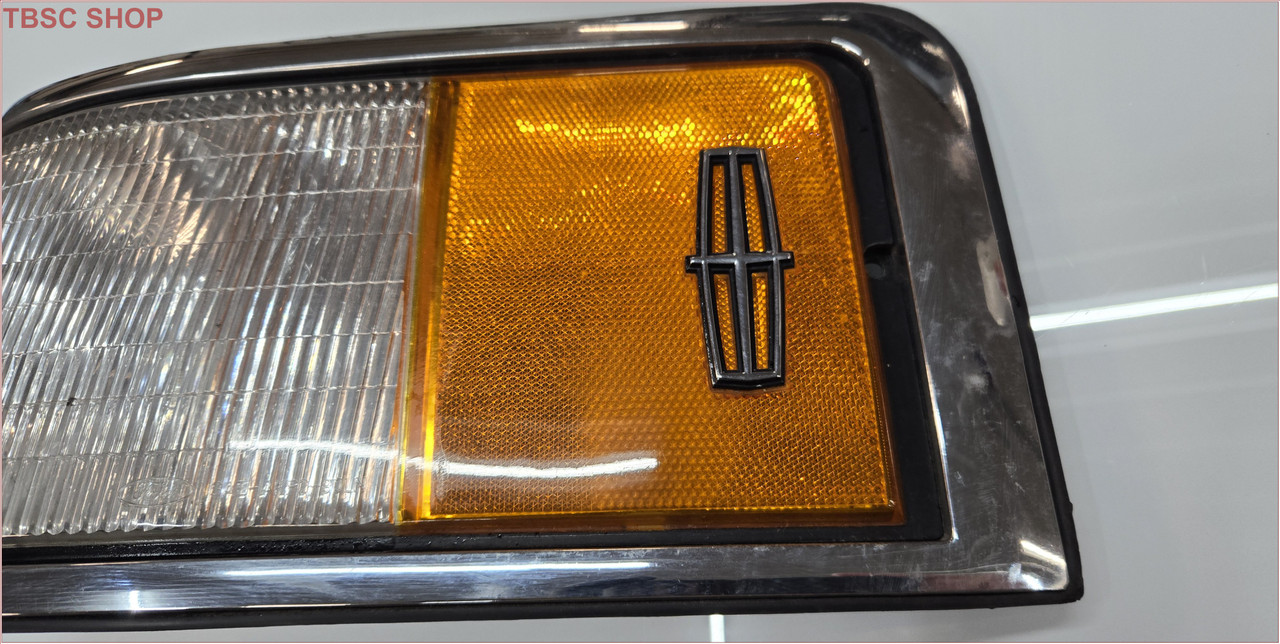 1990 91 92 93 1994 Lincoln Town Car LH Driver Turn Signal Side