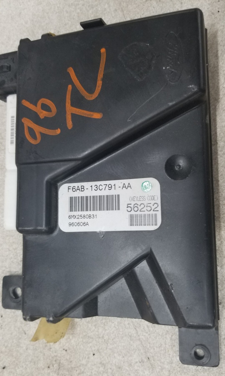 1995 1996 1997 LINCOLN TOWN CAR Keyless Entry Door Module F6AB