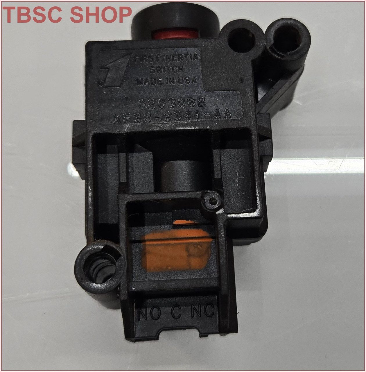 1998 1999 2000 2001 2002 LINCOLN CONTINENTAL Inertia Switch XF32