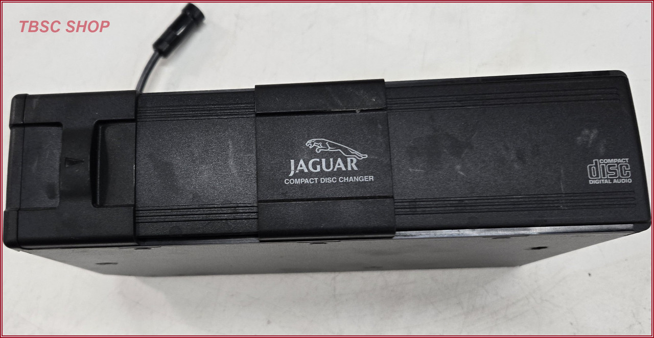 2000 to 2003 JAGUAR XJ8 XJR XK8 VANDEN PLAS 6 Disc CD