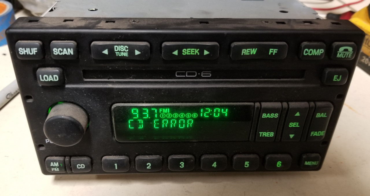 2004 2005 2006 Ford Expedition Radio and 6 Disc CD Changer 04 05 06