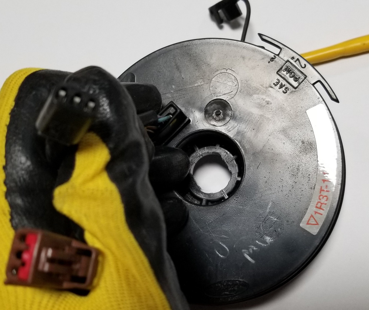 1999 00 01 02 03 2004 FORD MUSTANG CLOCK SPRING CRUISE 1R3T14A664AA