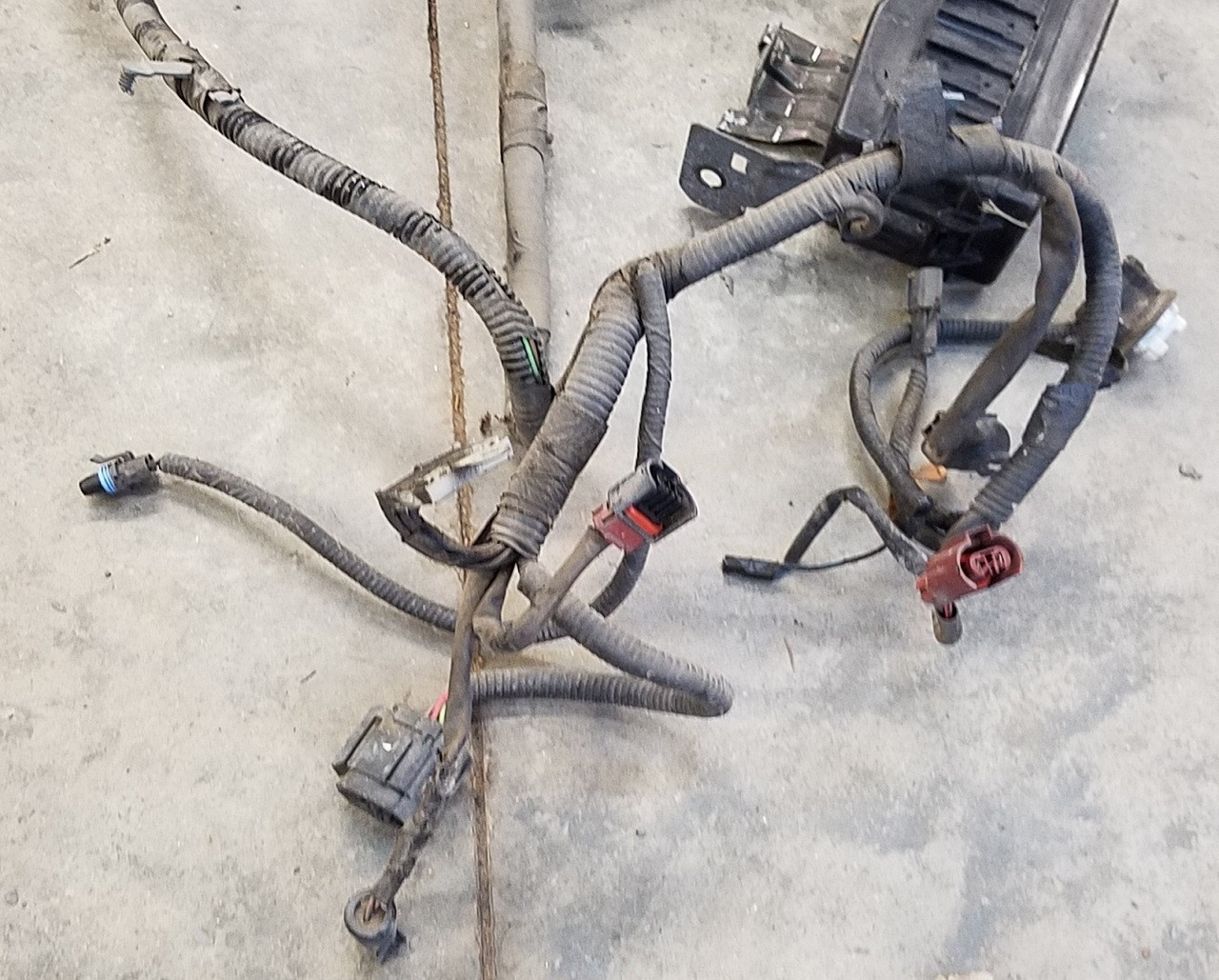 Engine Bay Harness with Fuse Box 3.8L SC 1991 Thunderbird SC F1SB14290