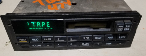 1994 1995 1996 Ford AM/FM Cassette Radio Taurus Sable E150 F5UF-19B132-BA