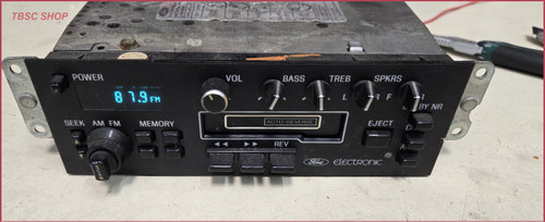1987 Grand Marquis Crown Vic Radio AM/FM Receiver Cassette Tape Player E7AF18B865AA