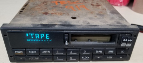 1995 96 97 1998 FORD WINDSTAR AM FM CASSETTE TAPE RADIO F68F19B132CA