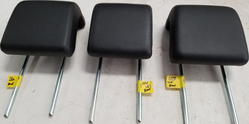2005 2006 Land Rover LR3 REAR 2ND MIDDLE ROW SEAT HEADREST Black
