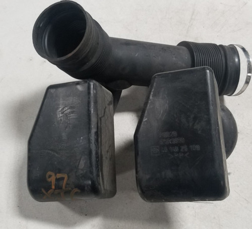 1995 to 2002 Land Rover Range Rover 4.0 SE P38 Engine Air Intake Resonator ESR3850