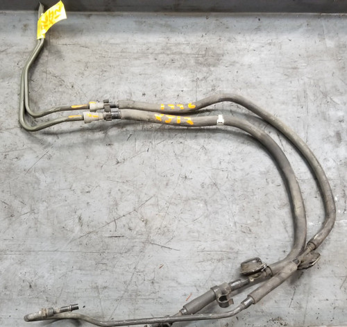 1995 96 1997 XJ12 Engine Fuel Flexible Gas Line Assembly
