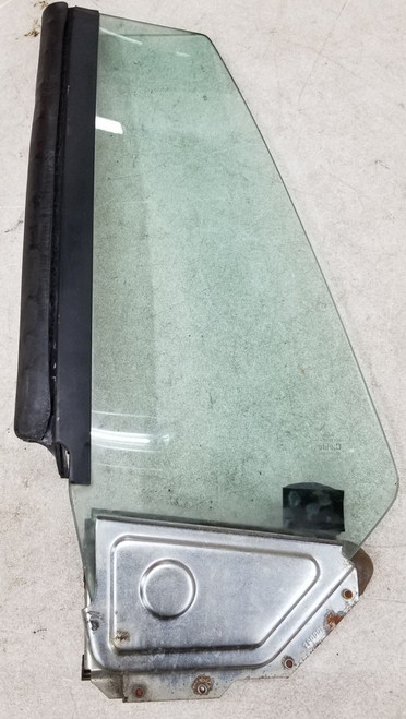 1983 to 1993 Ford Mustang Convertible LH Driver Side Rear Quarter Glass