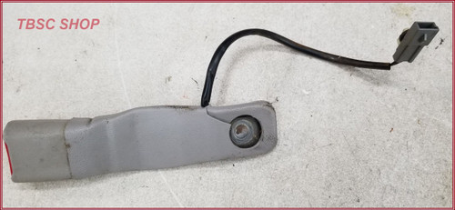 1995 1996 Lincoln Mark VIII Seat Belt Clip Driver Side Gray Z2