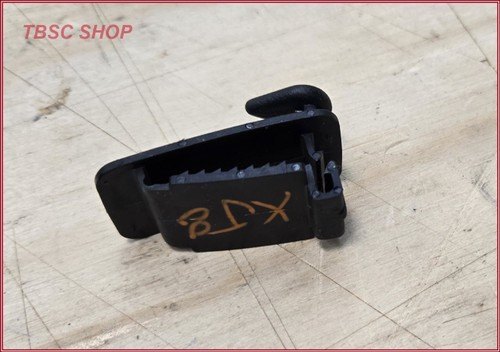 1998 to 2009 Jaguar XJ8 XJR VDP Floor Mat Retainer Clip