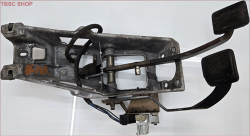 84 85 86 87 88 Ford Ranger  Manual Transmission Pedal Brake Clutch Assembly