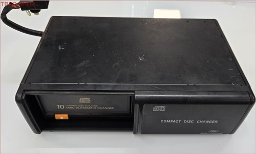 1995 96 97 1998 Lincoln Mark VIII Trunk Mounted CD Changer F8LF-18C830-AB 1995 96 97 1998 Lincoln Mark VIII Trunk Mounted CD Changer F8LF-18C830-AB