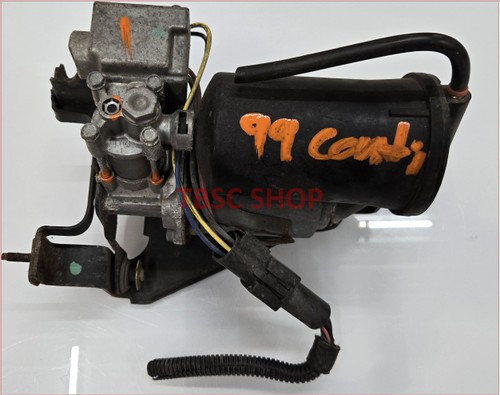1998 99 00 01 2002 Lincoln Continental Air Suspension Pump with Bracket