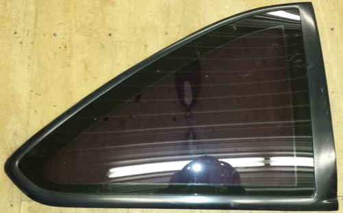 Rear Quarter Glass - Tinted -  Passenger - 1989 - 1997 Thunderbird and Cougar - WWW.TBSCSHOP.COM