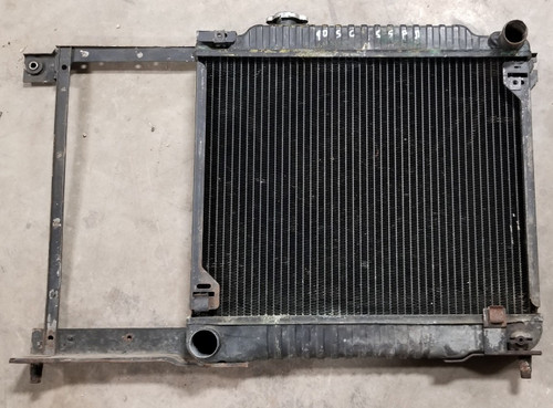 Radiator Holds Pressure Metal Tank Manual Trans 3.8L SC 1989-1993 Thunderbird SC