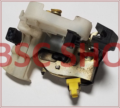 1993 1994 1995 1996 1997 1998 Lincoln Mark VIII Door Latch LH Driver  Side